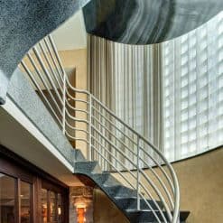 Cầu Thang Đá Xanh Hassan